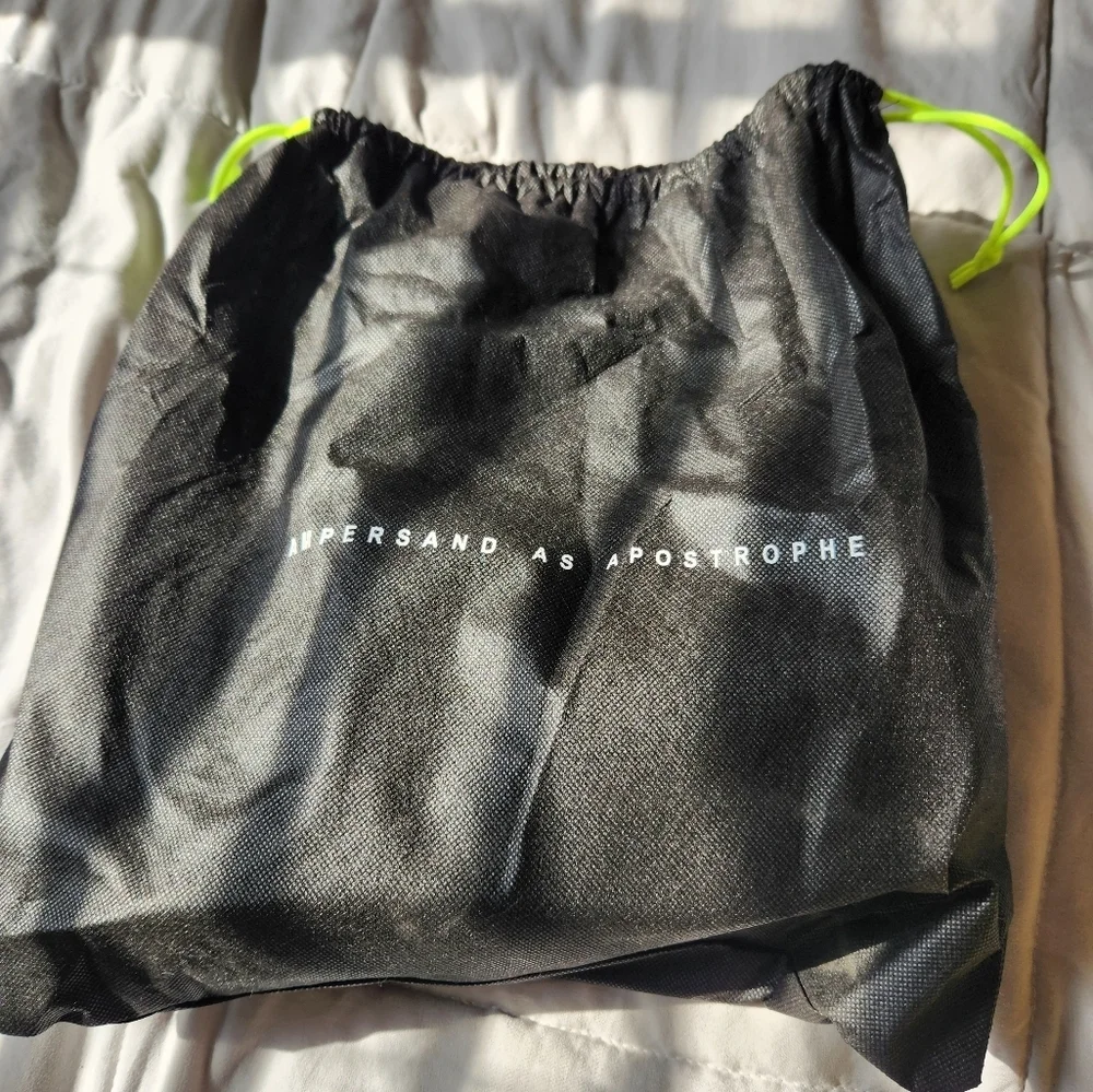 Ampersand As Apostrophe Black Buffalo Micro Tote NWT - Picture 3 of 12